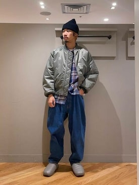「SUBU（スブ）のアイテム（サンダル）」を使った、bprbeamsさん（メンズ・171cm）の秋コーディネート