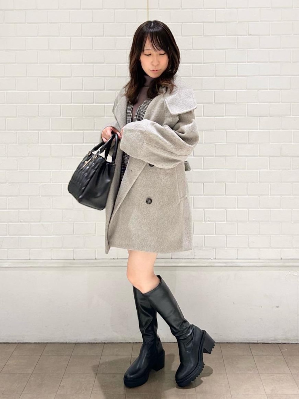 「ジャンスカ、ロングブーツ、デート、ガーリー、フェミニン、マジェスティックレゴン、骨格ウェーブ、標準身長、ブルべ夏」｜「MAJESTIC LEGONの☆盛れるストレッチロングブーツ（ブーツ、ブラック系）」を使った、あーちゃん。さん（レディース・156cm）の冬コーディネートの1枚目の写真