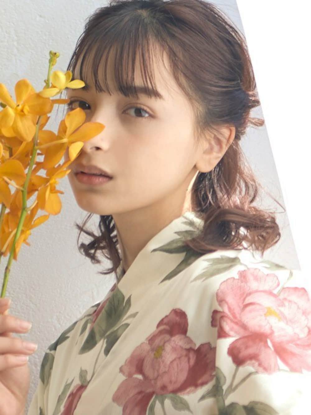 その他の浴衣を着用したレディースの春コーディネートの1枚目の写真