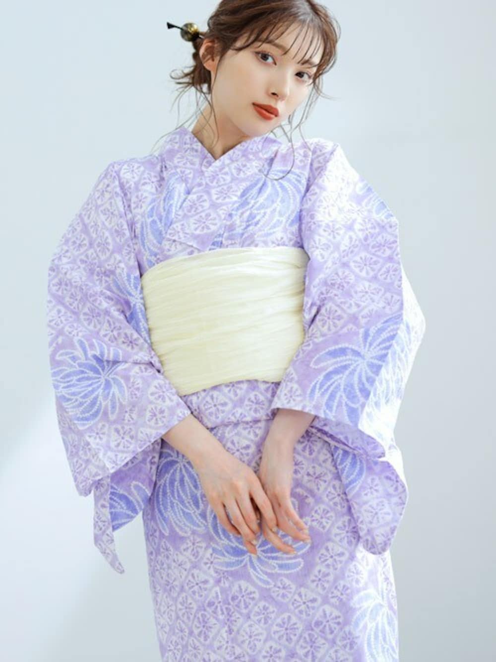 その他の浴衣を着用したレディースの夏コーディネートの1枚目の写真