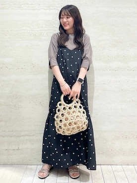 「オペークドットクリップ」｜「アイテム（サンダル）」を使った、OPAQUE.CLIPスタッフさん（レディース・153cm）の春コーディネート