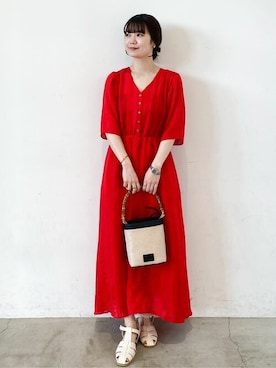 「オペークドットクリップ」｜「アイテム（サンダル）」を使った、OPAQUE.CLIPスタッフさん（レディース・156cm）の春コーディネート