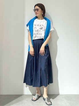 「アイテム（スカート）」を使った、OPAQUE.CLIPスタッフさん（レディース・161cm）の夏コーディネート