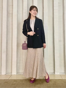 「アイテム（バレエシューズ、パープル系）」を使った、manaさん（レディース・160cm）の秋コーディネート