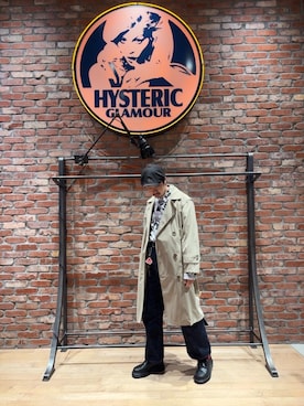 「HYSTERIC GLAMOUR（ヒステリックグラマー）のアイテム（トレンチコート）」を使った、HOSHIさん（メンズ・169cm）の冬コーディネート