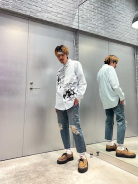 「HYSTERIC GLAMOUR（ヒステリックグラマー）のSNAKE LOOP 8分丈クラッシュデニムパンツ（デニムパンツ）」を使った、HOSHIさん（メンズ・169cm）の夏コーディネート