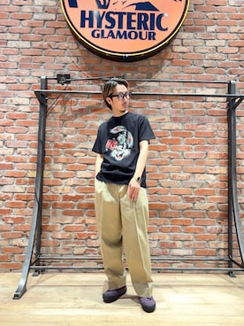 「HYSTERIC GLAMOUR（ヒステリックグラマー）のアイテム（チノパンツ）」を使った、HOSHIさん（メンズ・169cm）の夏コーディネート