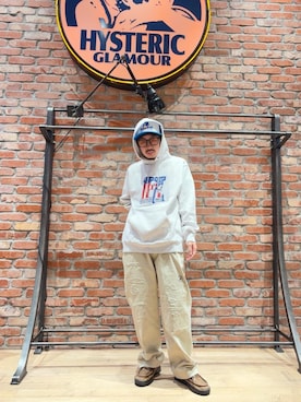 「HYSTERIC GLAMOUR（ヒステリックグラマー）のアイテム（パーカー）」を使った、HOSHIさん（メンズ・169cm）の秋コーディネート