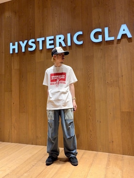 「HYSTERIC GLAMOUR（ヒステリックグラマー）のHYSTERIC 0321 ニータックワイドパンツ（その他パンツ、ブルー系）」を使った、HOSHIさん（メンズ・170cm）の夏コーディネート