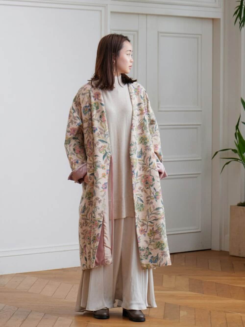 HOUSE OF LOTUS（ハウスオブロータス）の「ループフラワーガウンコート