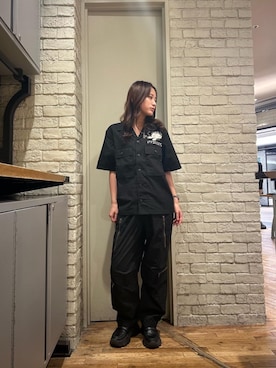 「シャツ 」｜「アイテム（アクセサリー）」を使った、SUMIKAさん（レディース・160cm）の春コーディネート