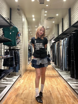 「アイテム（デニムスカート）」を使った、SUMIKAさん（レディース・160cm）の夏コーディネート