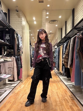 「ロック」｜「アイテム（トップス）」を使った、SUMIKAさん（レディース・160cm）の秋コーディネート