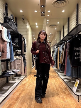 「ロック」｜「アイテム（トップス）」を使った、SUMIKAさん（レディース・160cm）の秋コーディネート