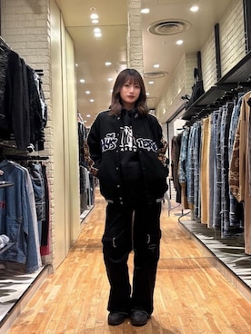 「アイテム（スタジャン）」を使った、SUMIKAさん（レディース・160cm）の秋コーディネート