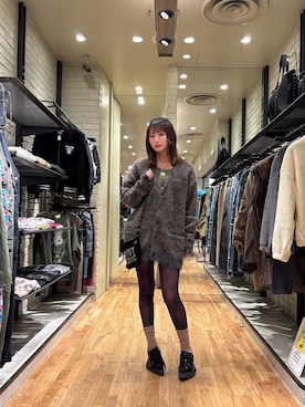 「アイテム（Tシャツ/カットソー、グリーン系）」を使った、SUMIKAさん（レディース・160cm）の冬コーディネート