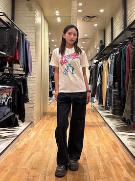 「HYSTERIC GLAMOUR（ヒステリックグラマー）の1タックワイドデニムパンツ（デニムパンツ、ブルー系）」を使った、SUMIKAさん（レディース・160cm）の春コーディネート