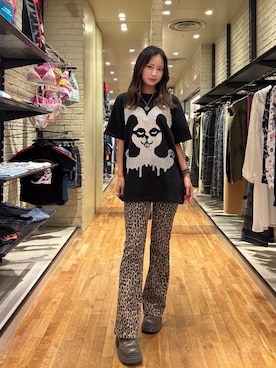 「HYSTERIC GLAMOUR（ヒステリックグラマー）のWOMAN ON SKULL PICK ネックレス（ネックレス、シルバー系）」を使った、SUMIKAさん（レディース・160cm）の春コーディネート