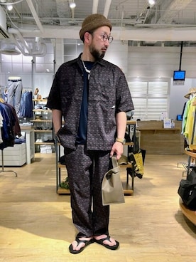 「NOLLEY'S goodman（ノーリーズグッドマン）のアイテム（バッグ）」を使った、NOLLEYS MENS stylingさん（メンズ・177cm）の春コーディネート