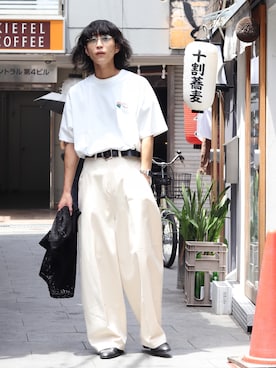 Lui's(ルイス)の「センタープレスワイドデニム(デニムパンツ)」 - WEAR