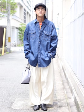「Wrangler」｜「アイテム（スラックス）」を使った、アライ@youtubeさん（メンズ・176cm）の春コーディネート