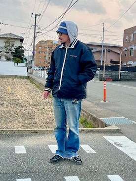 「Clarks（クラークス）のアイテム」を使った、にいるさん（メンズ・178cm）の冬コーディネート