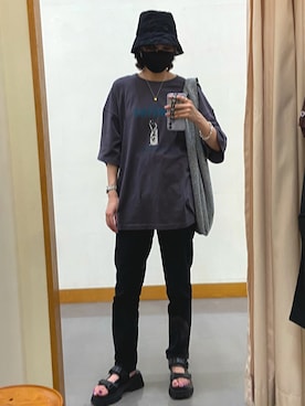 「ジーナシス」｜「アイテム（サンダル）」を使った、そめさん（レディース・165cm）の夏コーディネート