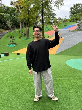 「アイテム（その他パンツ、ホワイト系）」を使った、tsungpinlinさん（メンズ・165cm）の秋コーディネート