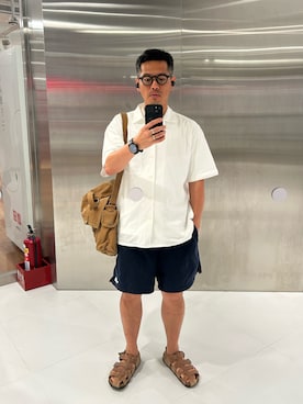 「UNIQLO（ユニクロ）のアイテム（シャツ/ブラウス、ホワイト系）」を使った、tsungpinlinさん（メンズ・165cm）の春コーディネート