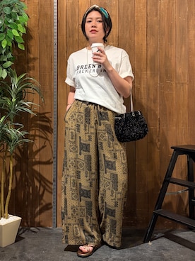 「HONEYSUCKLE ROSE（ハニーサックルローズ）のペイズリー柄イージーパンツ（その他パンツ、ブラウン系）」を使った、nonty＊さん（レディース・157cm）の夏コーディネート