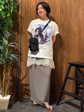 「Right-on（ライトオン）の【Right-on別注】ムービープリントTシャツ（Tシャツ/カットソー、ホワイト系）」を使った、nonty＊さん（レディース・157cm）の夏コーディネート