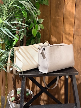「Right-on（ライトオン）のHONEYSUCKLE ROSE(ハニーサックルローズ)【レディース】三層ヨコ型ミニショルダー（ショルダーバッグ、ホワイト系）」を使った、nonty＊さん（レディース・157cm）の夏コーディネート