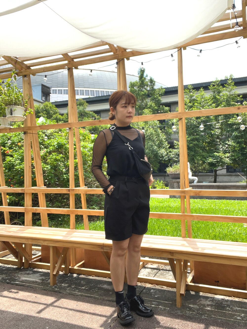「addicted toのアイテム（ローファー、ブラック系）」を使った、迷Mir /。daily stylさん（レディース・162cm）の夏コーディネートの1枚目の写真