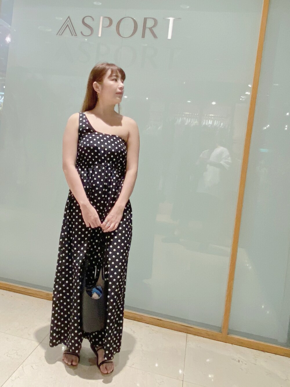 「CHARLES & KEITHのアイテム（ショルダーバッグ、ブラック系）」を使った、迷Mir /。daily stylさん（レディース・162cm）の夏コーディネートの1枚目の写真
