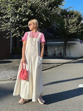 CHANEL(シャネル)のスニーカー(ピンク系)を使った人気ファッション