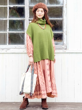 「チャイハネ（チャイハネ）のアイテム（ブーツ）」を使った、チャイハネSTAFF  amiさん（レディース・164cm）の秋コーディネート