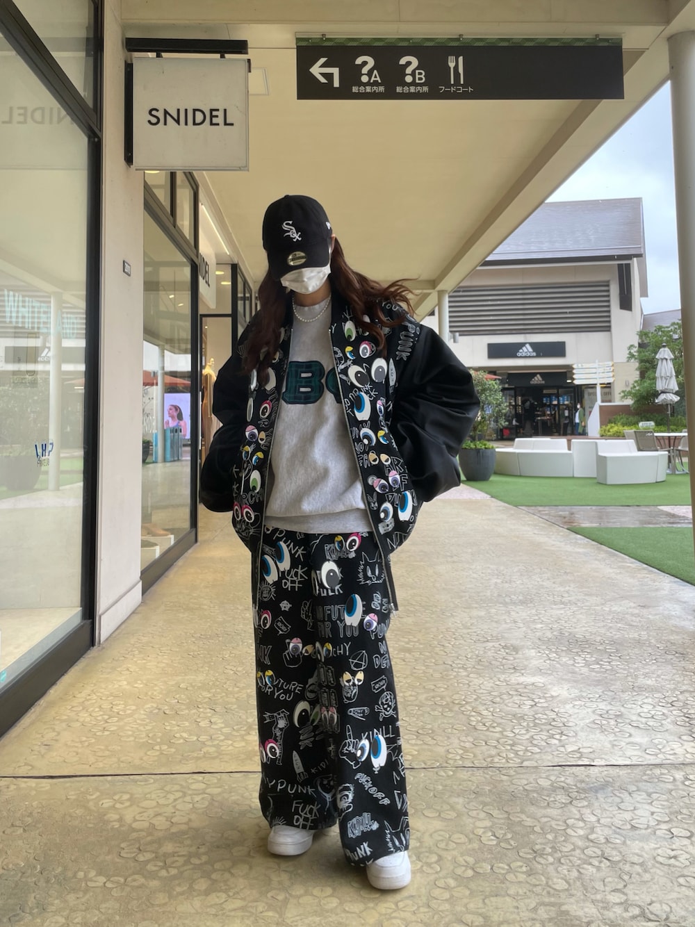 「今日のコーデ、カジュアルコーデ、休日コーデ、ootd、ストリート、セットアップ、KIDILL」｜「KIDILLのアイテム（ジャケット/アウター、ブラック系）」を使った、moneさん（レディース・160cm）の秋コーディネートの1枚目の写真