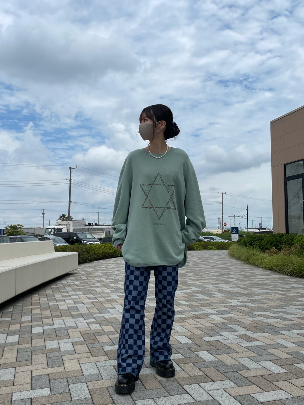 「パンツスタイル、カジュアル、ラフ、今日のコーデ、休日スタイル、ootd、LHP、Azuma.」｜「Azuma.のアイテム（スウェット、グリーン系）」を使った、moneさん（レディース・160cm）の夏コーディネートの1枚目の写真