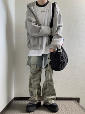 「adidas（アディダス）の長袖ジャージー / ロンT / アディダスオリジナルス adidas Originals（Tシャツ/カットソー、ホワイト系）」を使った、ぽぽぬなさん（レディース・167cm）の春コーディネート