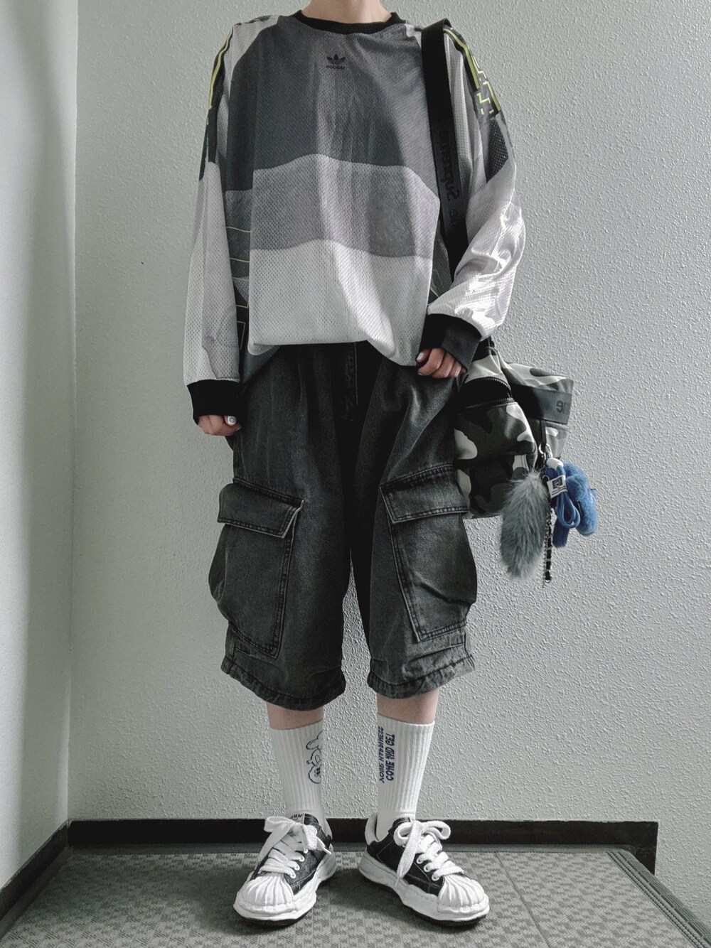 adidas（アディダス）の「Adilenium シーズン2 オーバーサイズ