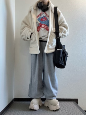 「yellow（イエロー）のアイテム」を使った、ぽぽぬなさん（レディース・167cm）の冬コーディネート