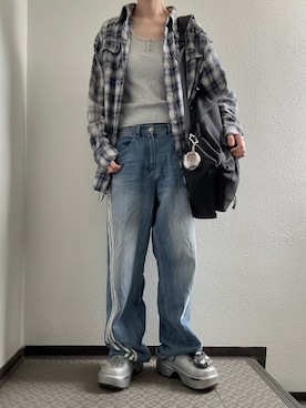 「ROUGHNECK（ラフネック）のアイテム」を使った、ぽぽぬなさん（レディース・167cm）の秋コーディネート