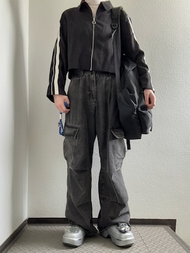 「crocs（クロックス）のアイテム（シューズ）」を使った、ぽぽぬなさん（レディース・167cm）の春コーディネート