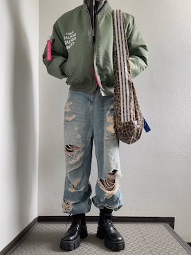 「アイテム（MA-1）」を使った、ぽぽぬなさん（レディース・167cm）の冬コーディネート