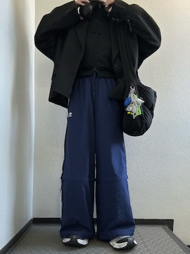 「adidas（アディダス）のアイテム（その他アウター）」を使った、ぽぽぬなさん（レディース・167cm）の冬コーディネート