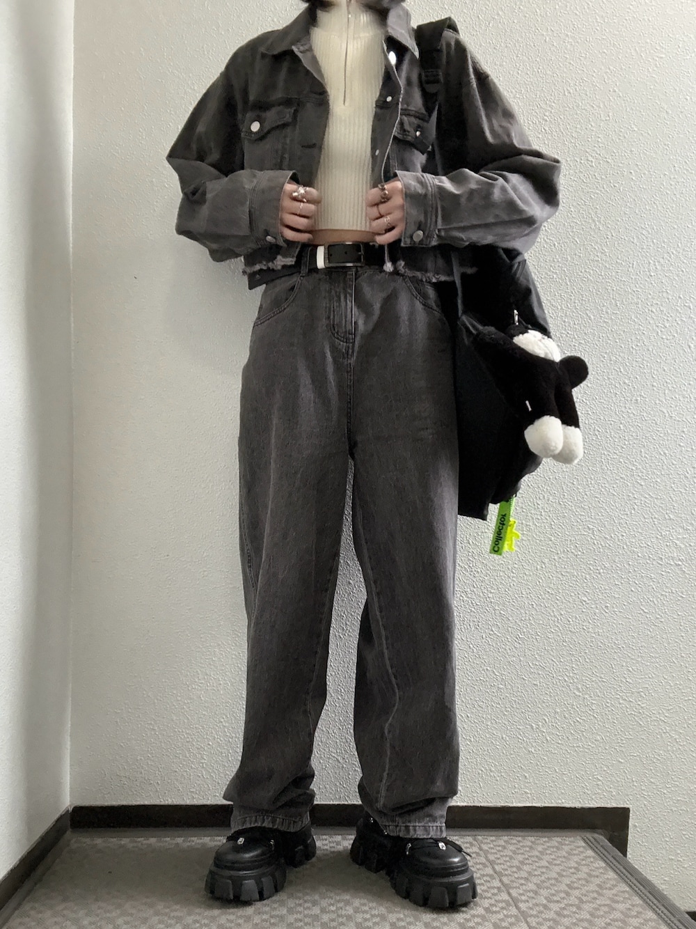 「PAGEBOYのハーフZIPリブハイネックニット（ニット/セーター、ホワイト系）」を使った、ぽぽぬなさん（レディース・167cm）の秋コーディネートの1枚目の写真