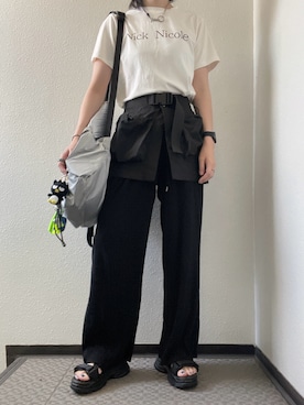 「アイテム（バックパック/リュック、シルバー系）」を使った、ぽぽぬなさん（レディース・167cm）の夏コーディネート