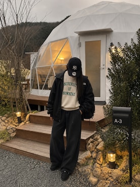 「NEW ERA（ニューエラ）のニューエラ キャップ カジュアルクラシック MLB（キャップ、ブラック系）」を使った、kuririnさん（レディース・159cm）の春コーディネート