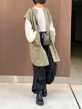 「CORNERS（コーナーズ）のサスペンダー付きカーゴパンツ（カーゴパンツ）」を使った、kuririnさん（レディース・159cm）の春コーディネート