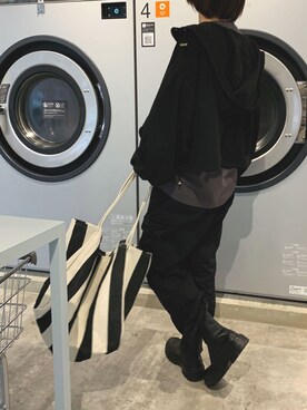「CORNERS（コーナーズ）のアイテム（マウンテンパーカー）」を使った、kuririnさん（レディース・159cm）の春コーディネート